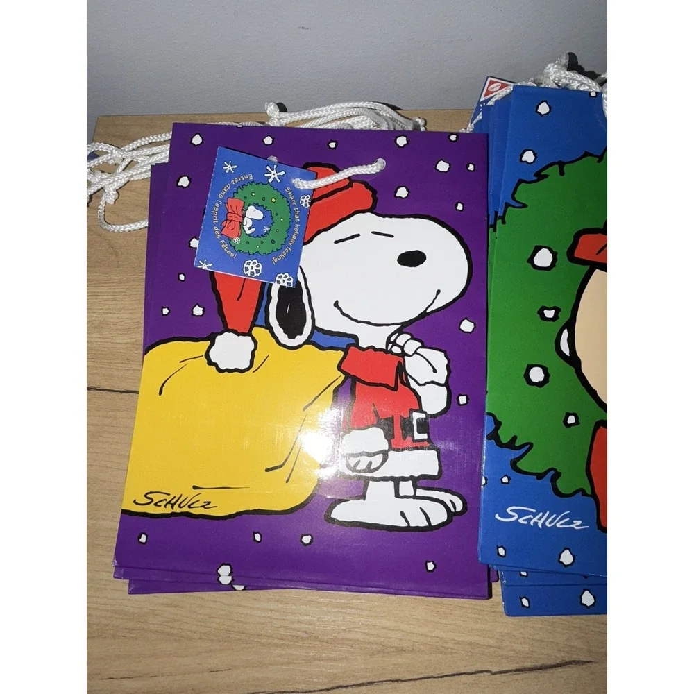 13 Peanuts Snoopy Christmas Paper Gift Bags (Medium) New VINTAGE 1998 C